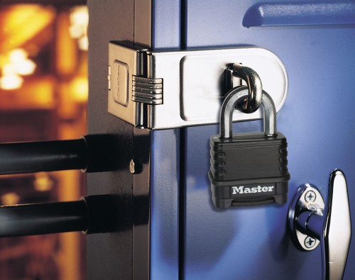 Kłódka szyfrowa wodoodporna w gumowej obudowie EXCELL M178EURD Master Lock