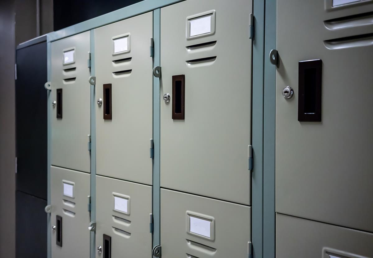 Szafy śniadaniowe ze skrytkami